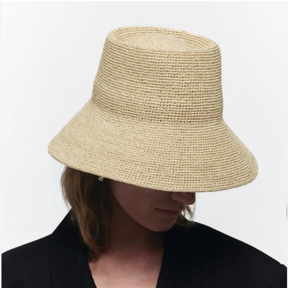 JANESSA LEONE felix bucket hat